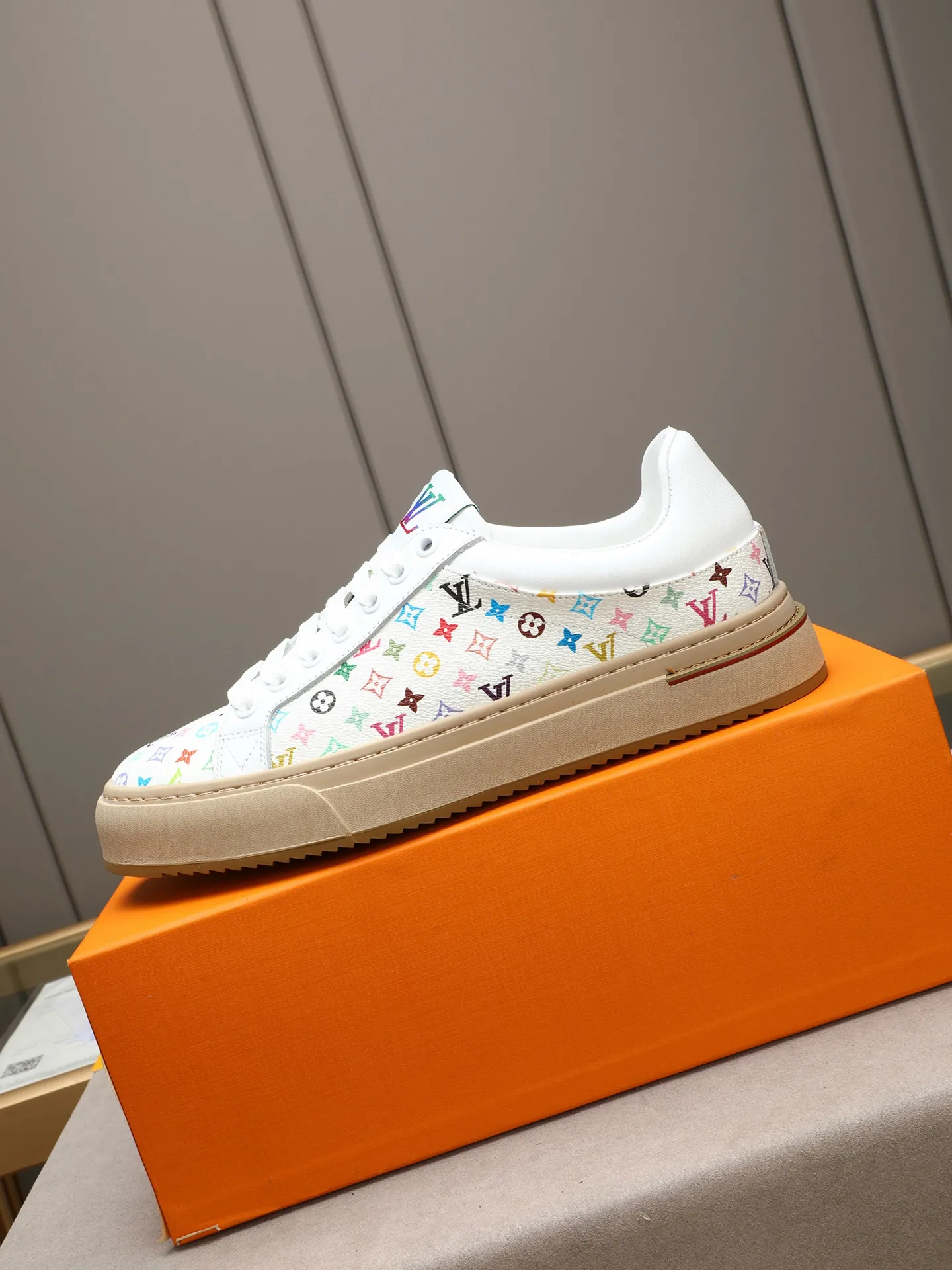 Mainly recommended model 👍👍👍P400 LOUIS VUITTON [Luden Yiwei] - LV upper imported first-layer cowhide combined with LV classic materials 🇩🇪 imported leather lining ➕ non-slip and wear-resistant outsole. Every man's identity is reflected in his elegant and stable upper shoes🚶🏻🚶🏻📯 No matter the wind or rain, the shoe last remains unchanged and can stand the test of time🔍️. ——Code number: 38-44 (45 can be customized)
